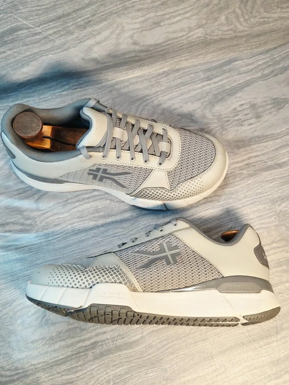 Kuru Quantum 2.0 Wide Mens Size 10 Gray Athletic Running Walking Shoes Sneakers